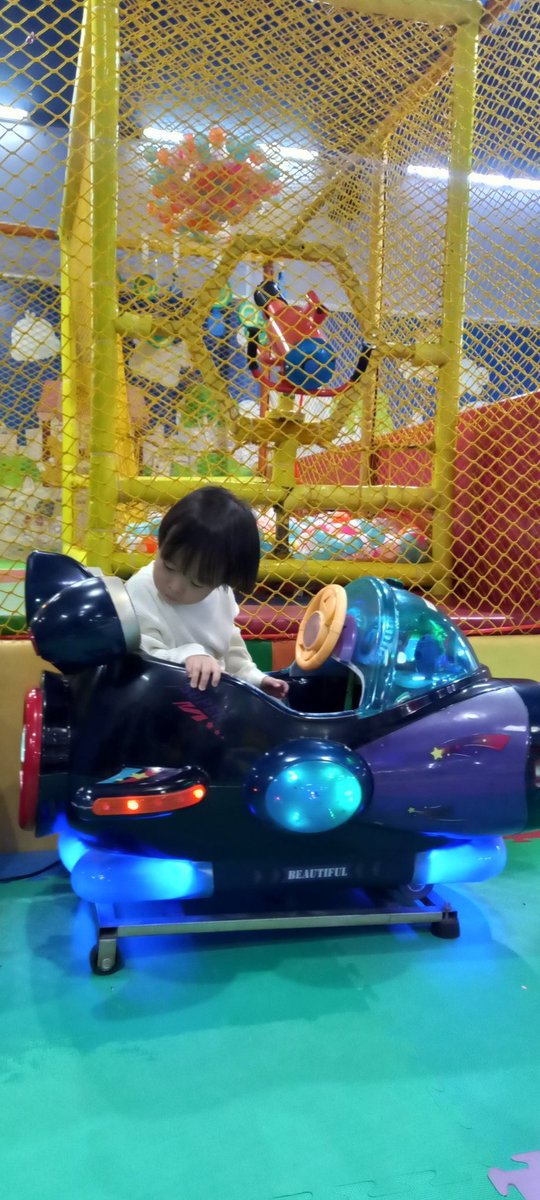 Senin siang bgt nih nak?