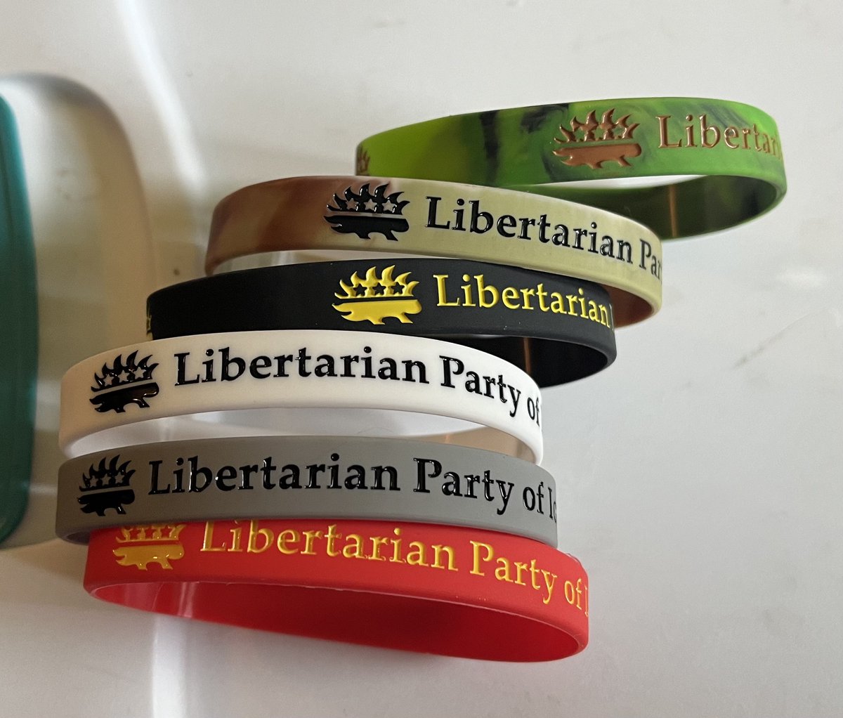 LPIowa's tweet photo. Hottest new item at the #IowaStateFair ? Its neck and neck between the Deep Fried Strawberry Shortcake on a Stick and these sweet #LPIA wristbands.
(we may be a bit biased 😉) https://t.co/mz4yTcAao1