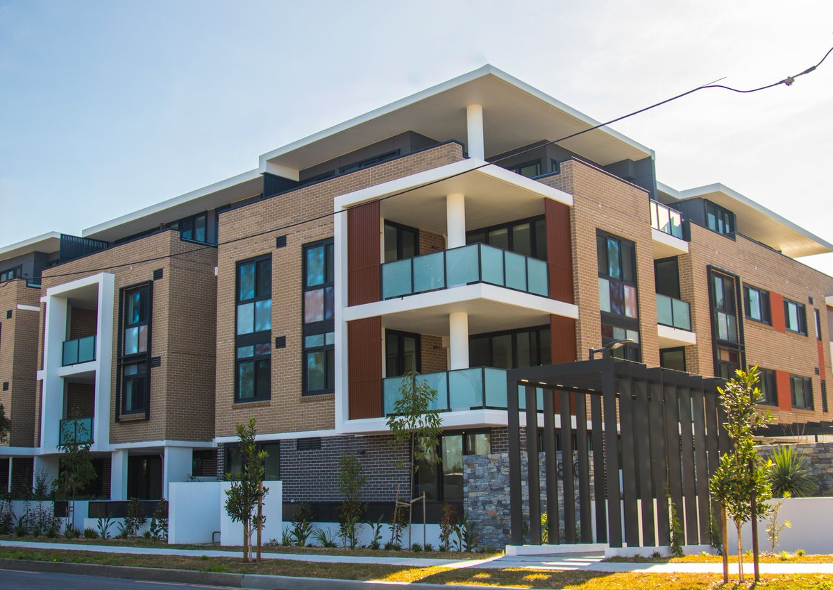 BlueCHPLtd's tweet photo. Today BlueCHP received the keys to 37 properties in Peakhurst from the Land and Housing Corporation. Built by Mono Construction. These 1-3 bedroom apartments will be tenanted by people waiting on the social housing priority wait-list. https://t.co/a5Qg2jFEhg