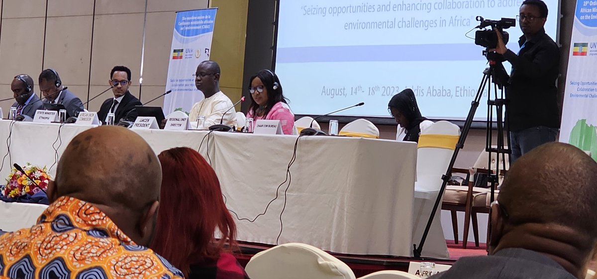 RichardMunang's tweet photo. 🎙️ Our @UNEP_Africa Regional Director @RoseMwebaza opens #AMCEN2023 with a powerful message! Reaffirming @UNEP's commitment to #ClimateAction, #NatureAction, and #PollutionAction. 🌍 Together with AMCEN, we're dedicated to driving transformational solutions using science to inform policy & action. 💪🌳🔬 #ScienceForChange