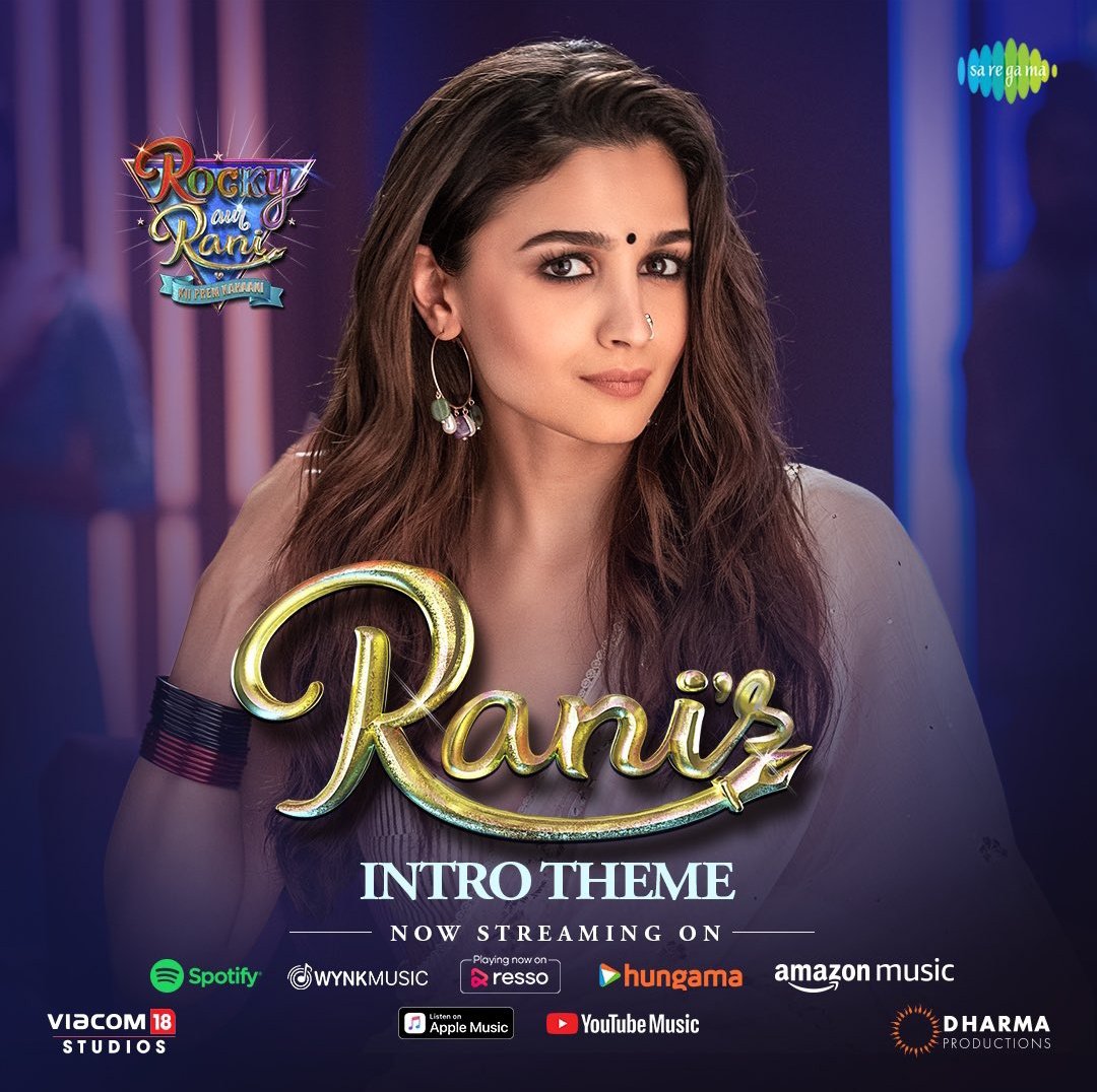 offline_onsite's tweet image. She&apos;s( @aliaa08 ) the Queen bee!👸🏻
#RaniIntroTheme Out Now - 
 linktr.ee/ranisintrotheme

#RockyAurRaniKiiPremKahaani in cinemas now - book your tickets!
#aliabhatt #RanveerSingh #KaranJohar #RRKPK