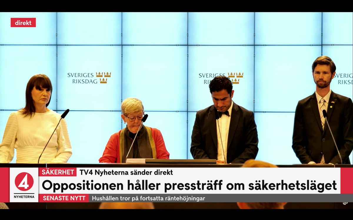 EN20250329's tweet photo. Oppositionen kräver en omröstning gällande Jomshofs ordförandeskap i Justitieutskottet.
När man hör dem prata om "hur dåligt muslimer behandlas i Sverige" så låter det som att det är Muslimska Brödraskapet som håller en presskonferens. https://t.co/pX9dFe0EnV