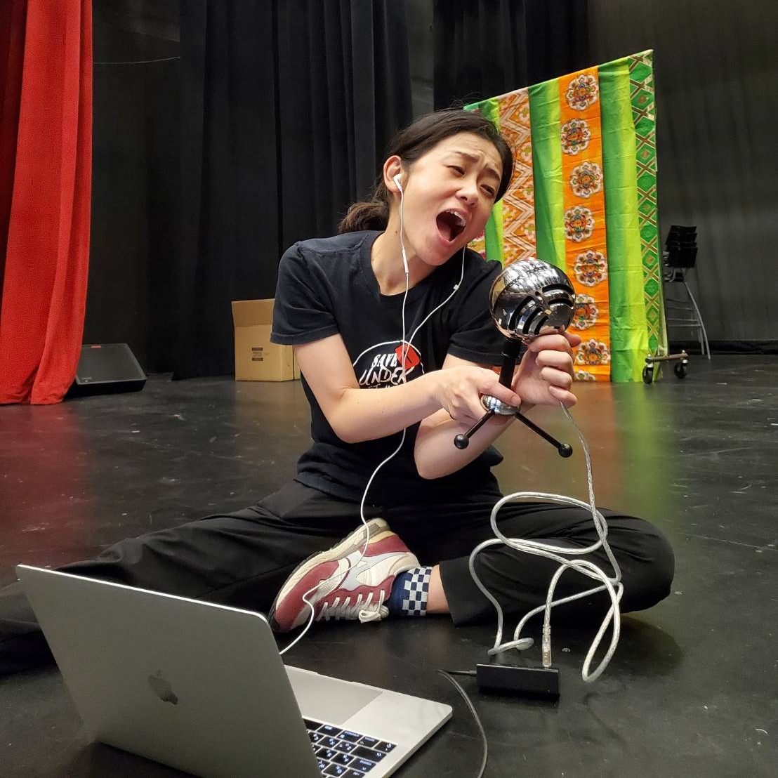 TheatreGumbo's tweet photo. Today we made our stage arts and recorded songs. This new work with Ira will be completed soon. Tomorrow, technical rehearsal!
https://t.co/CZhRWntB3a
@edmontonfringe
#YEGFringe #Fringe2023 #TheAnswerIsFringe #YEGTheatre #YEGArts #Theatre #theatregroupgumbo https://t.co/1dT5NVHKjs