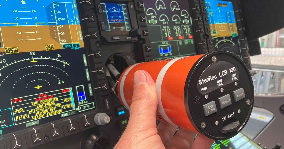 hensoldt's tweet photo. Next milestone for #LCR100! Our partner @DRF_Luftrettung got the latest Supplemental Type Certificate (STC) from @EASA for our lightweight voice &amp; flight data recorder (1 kg) for @Airbus' H135 #helicopter. Important contribution to increasing flight #safety for light rotorcraft! https://t.co/NsFoYArRKF