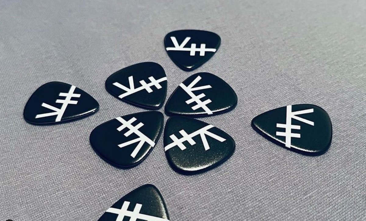 PicksCustom's tweet image. Order your custom guitar picks now! Available from 6 Picks - #guitar #picks #customguitarpicks #plektrum#bedrucken #guitarist #plectrums #guitarporn#eigenplectrum #guitarstrap #epcustoms #guitarplayer#gitarist #guitarplayer ownguitarpicks.co.uk - custompicks.com