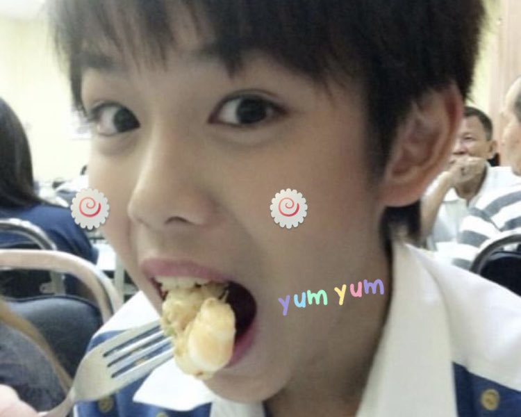 ฟอเติ้ด tweet media