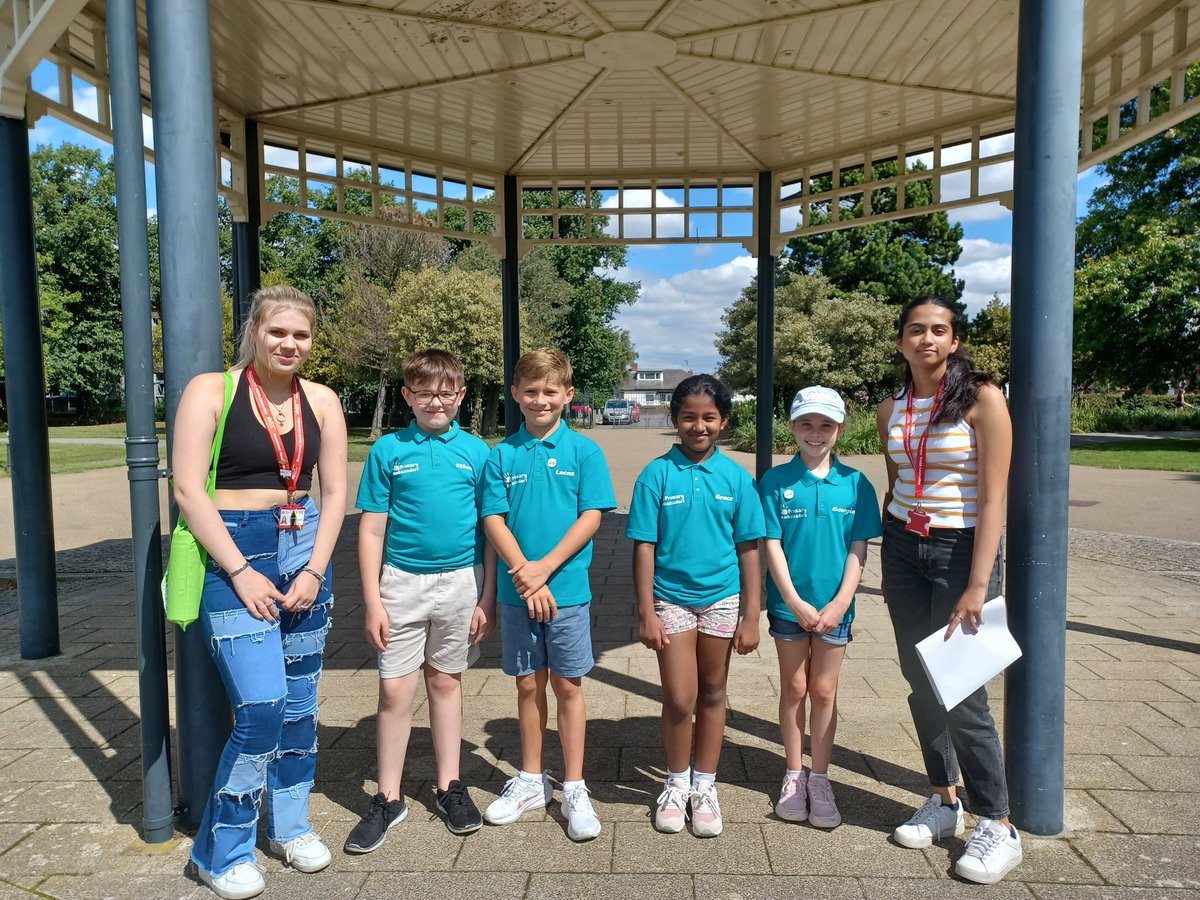 DonYouthCouncil's tweet photo. So humbled to join our Primary Ambassadors last week!🤩

We worked together to direct a short film ‘Enjoy Don’t Destroy!’ to raise awareness of the Tree &amp; Park vandalism that’s been happening in #Doncaster recently😢

https://t.co/YeqHjGFGkd🎬

#doncasterisgreat @DoncasterDamian https://t.co/wzVlhIQ2eh