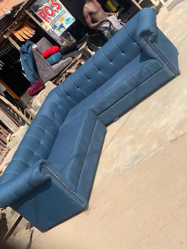 AsipitaAhmed's tweet image. New week❤️ #upholsterer #upholstery #Lshape #sofa #furnituredesign #furniture #bespoke