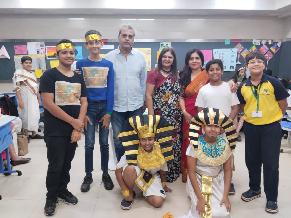 mukulrnjn's tweet photo. @sanghvi_kavita Humble gratitude for inviting me to judge the finale event at CNM School, Mumbai. Completely mesmerized by the innovative alignment of History with STEM during the performances. Kudos to all students n teachers for sheer brilliance. Enjoyed being inside CNM
#CNMS https://t.co/qP6BJ27nw8