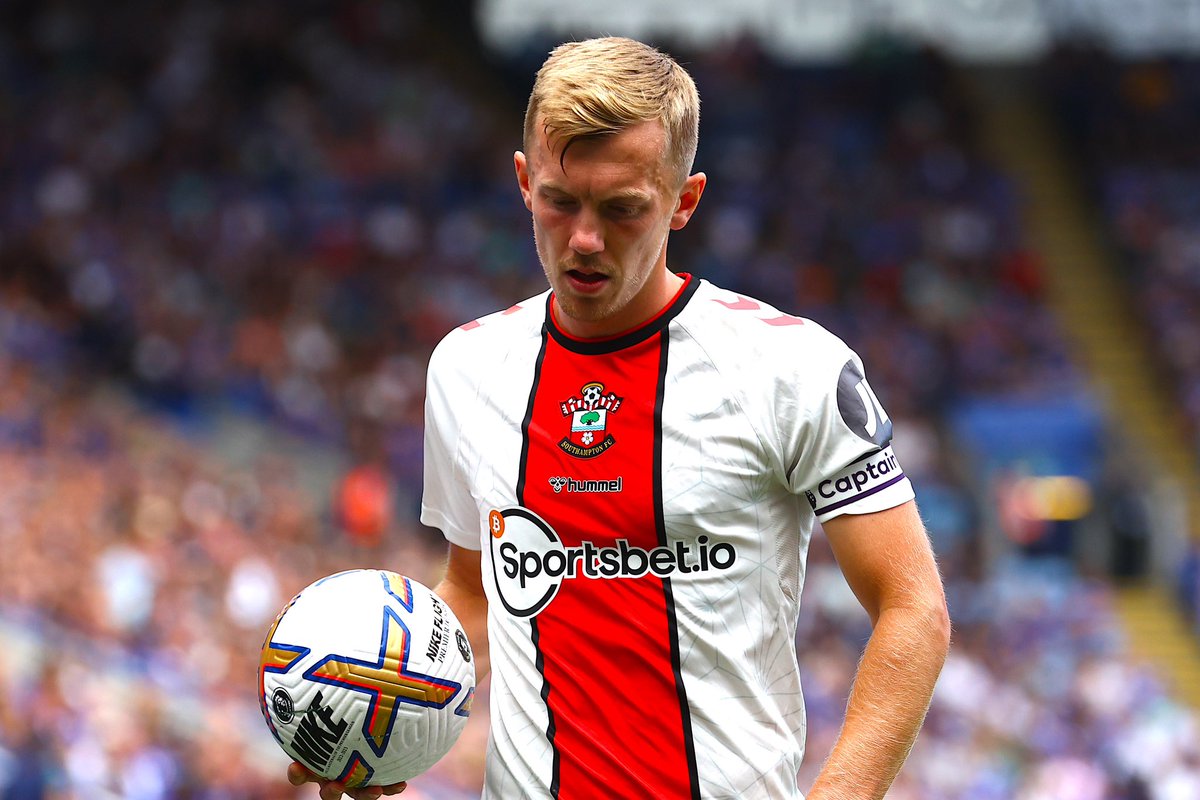TheSaintCentre's tweet photo. 🏟️ 410 Appearances 
⚽️ 55 Goals
🤝 54 Assists
❤️ 9 Seasons

One James Ward-Prowse 

#saintsfc https://t.co/G0S4Fo5X2r