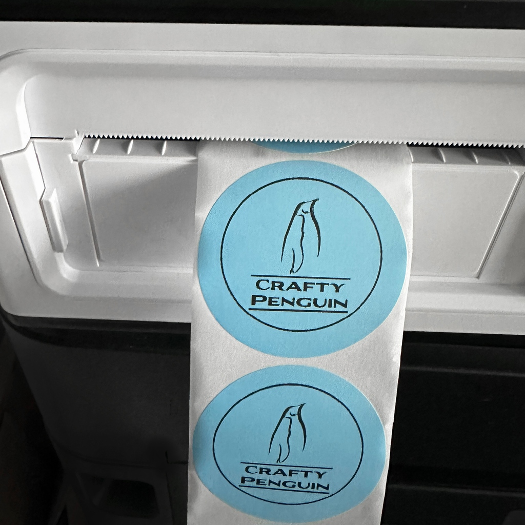 Crafty Penguin tweet media