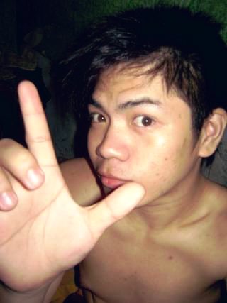 jer_0n's tweet photo. 1 - Go to your own Facebook.
2 - Go to your 3rd oldest profile pic.
3 - Now go in your photos and pick the last selfie in your camera roll.
4 - Put them side by side and let's see the difference.
** 2009 na pa lang pala #LabanLeni na ako. https://t.co/7PxWIaDuZ5