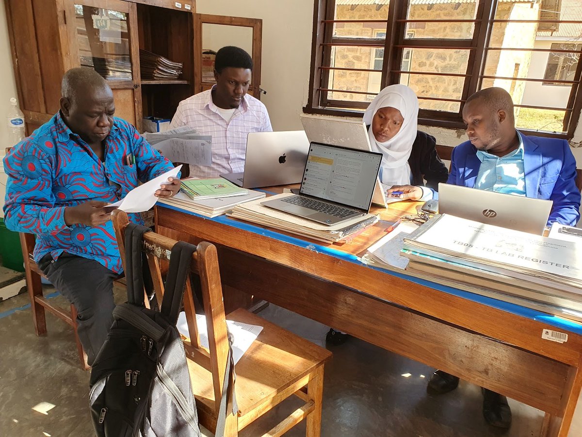 UDSM DHIS2 Lab tweet media