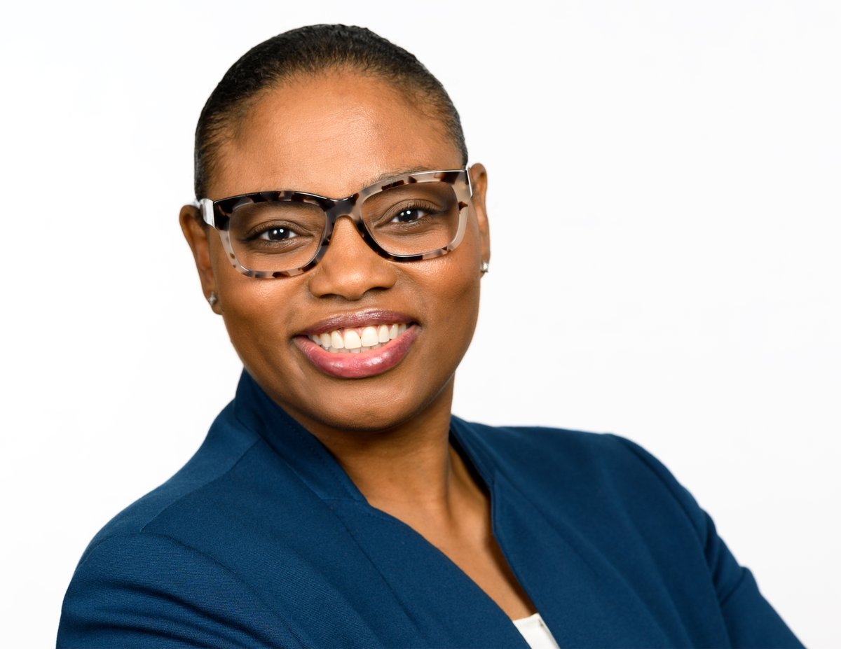 Cisco's tweet image. Last year, Cisconians dedicated more than 34,000 hours to #DEI learning. Learn about Director of Customer Delivery Nakia Stringfield and how Cisco's commitment to DEI programs helped her progress in her career: cs.co/6017P5sBU

#WeAreCisco