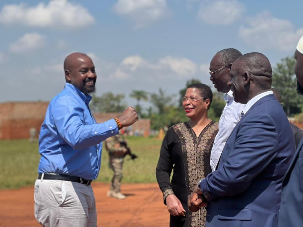 ubctvuganda's tweet photo. PHOTOS: The Senior Presidential Advisor on Special Operations Gen. Muhoozi Kainerugaba arrives at Kongunga Primary School in Kachumbala County, Bukedea District.
#UBCUpdates | #UBCAt60 https://t.co/aWqUi4s34m
