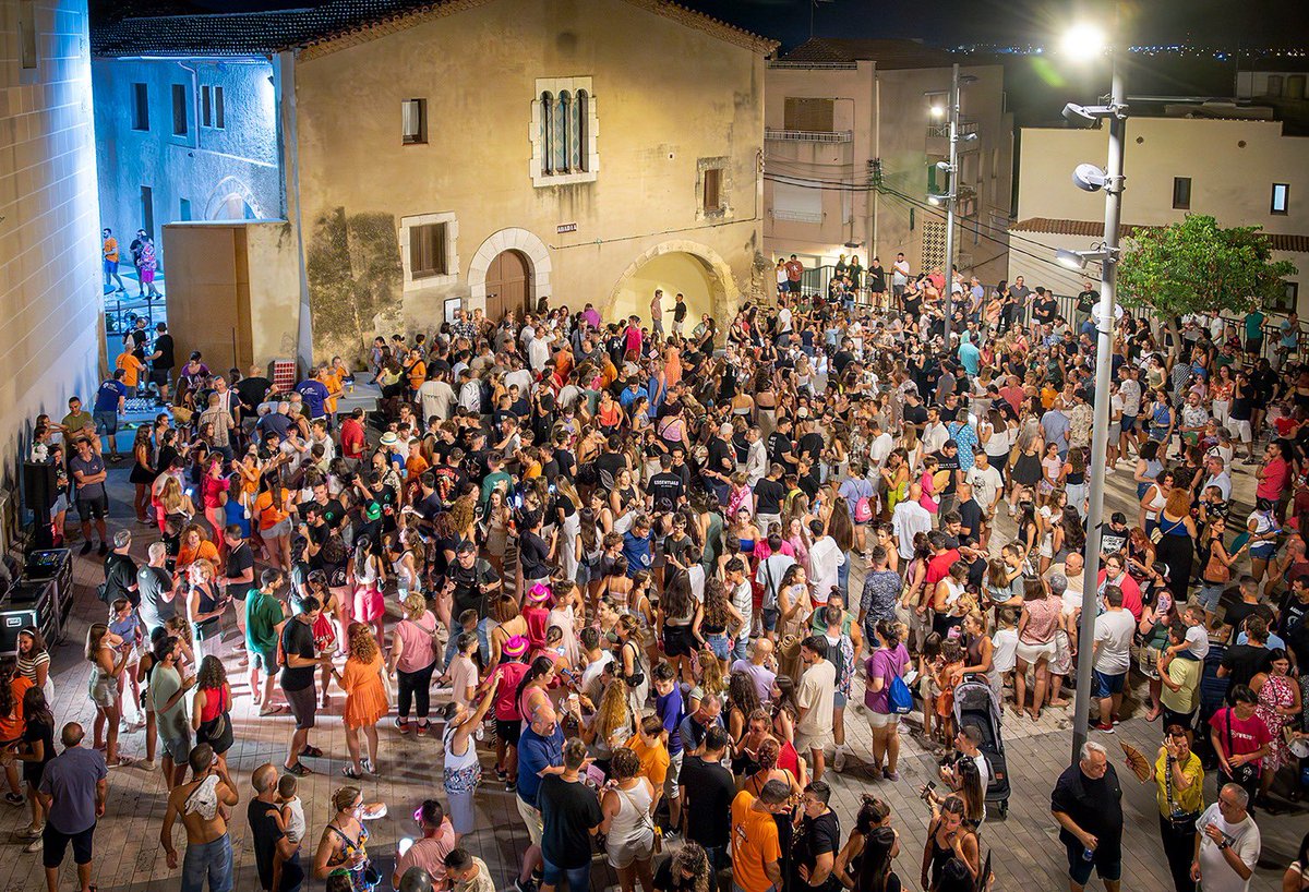 👉🏻 Qui ho diria que ja fa DOS DIES de la nostra estimada DESPERTADA 😢

Mentre espereu la de 2024… us deixem un recull d’imatges que segur que us agradarà 💥

📸 Lila Alberich Fotografia

#lacanonja #festamajorlacanonja2023