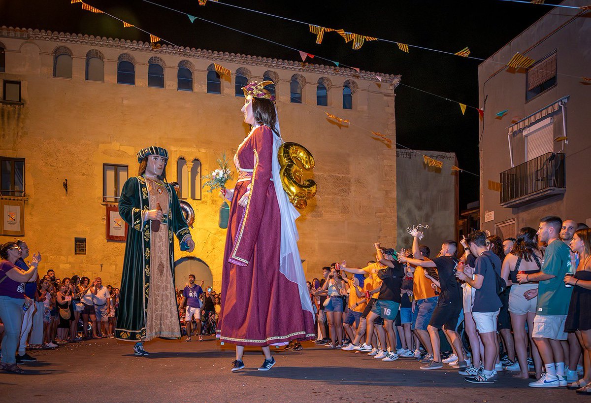 laCanonja's tweet photo. 👉🏻 Qui ho diria que ja fa DOS DIES de la nostra estimada DESPERTADA 😢

Mentre espereu la de 2024… us deixem un recull d’imatges que segur que us agradarà 💥

📸 Lila Alberich Fotografia

#lacanonja #festamajorlacanonja2023 https://t.co/sUn6uJMT8w