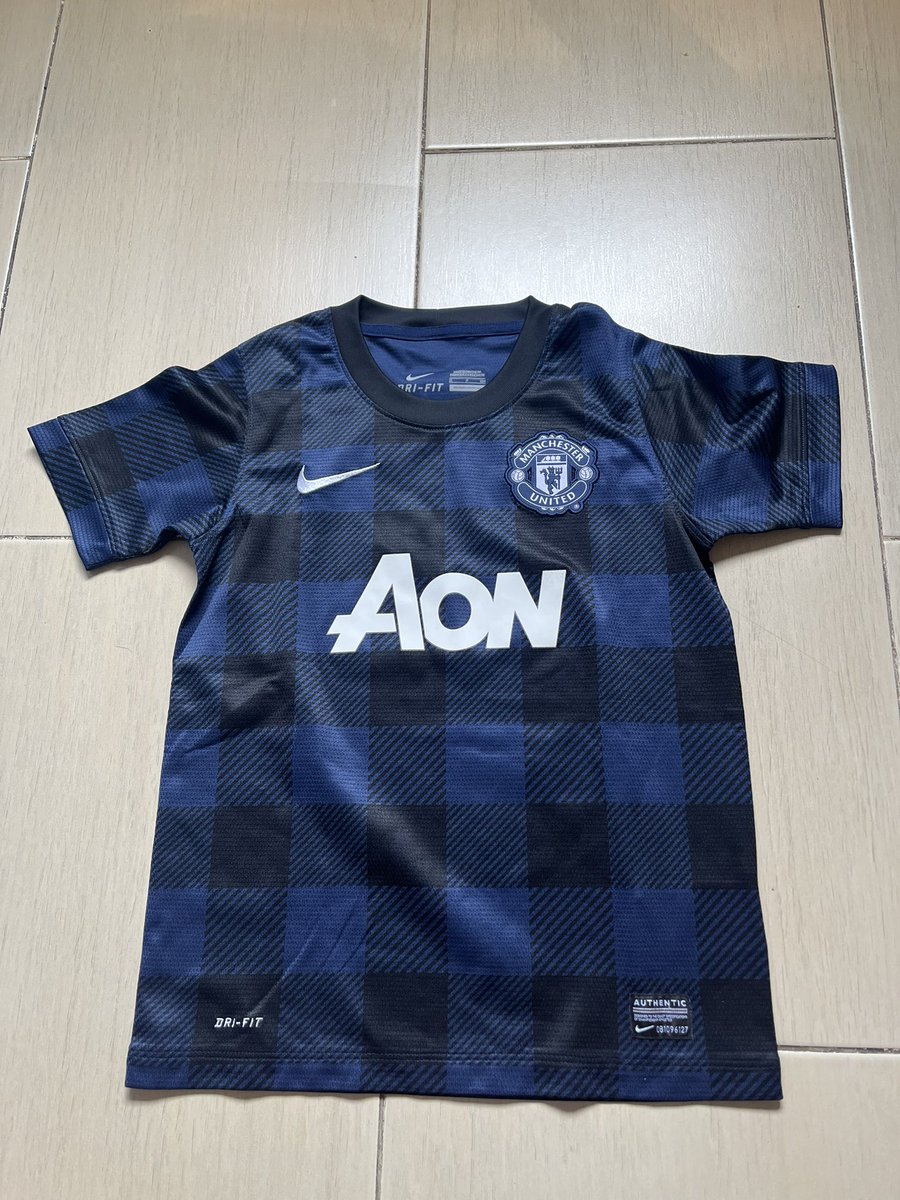 ConceptFoo404's tweet photo. - Jual Jersey Manchester United  Anak anak (Away 2013 - 2014)

- Merek: Nike
- Sisa stok: 1
- Kondisi: Bekas
- Ukuran: Anak Kecil
- Jersey original anak - anak
- Dm untuk harga dan ukuran

#jerseybolaanakanak
#jerseymanchesterunited
#jualjerseybolaanakanak
#jerseyoriginal https://t.co/bX4D0xOQBt