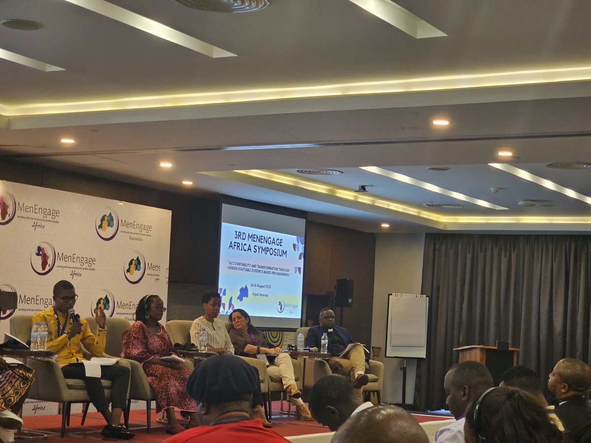 Rrru87's tweet photo. Men involvement in gender equality should begin with interrogation of privilege, move to being very transparent in standing with women, go on to uproot stems of power hunger, and share platforms to advance gender justice! #MEAsymposium @Lynety1 @SAfAIDS @SonkeTogether https://t.co/pMw60fZx49