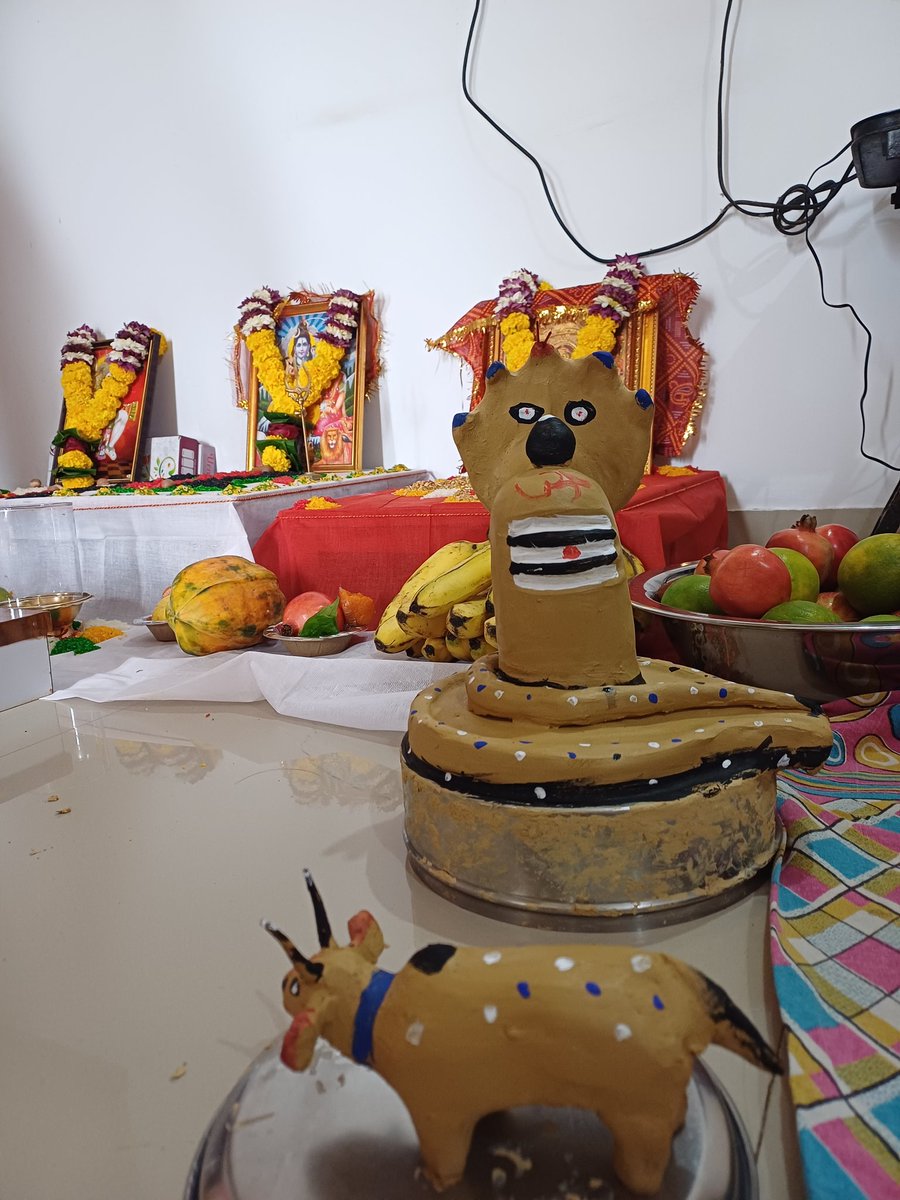 BiggBoss_Tak's tweet photo. Aaj Rudrabhishek puja horaha hai hamare ghar mein. Koshish karunga update dete rahu lakin late hosakta hain. Har har mahadev! https://t.co/akWSkVocEA