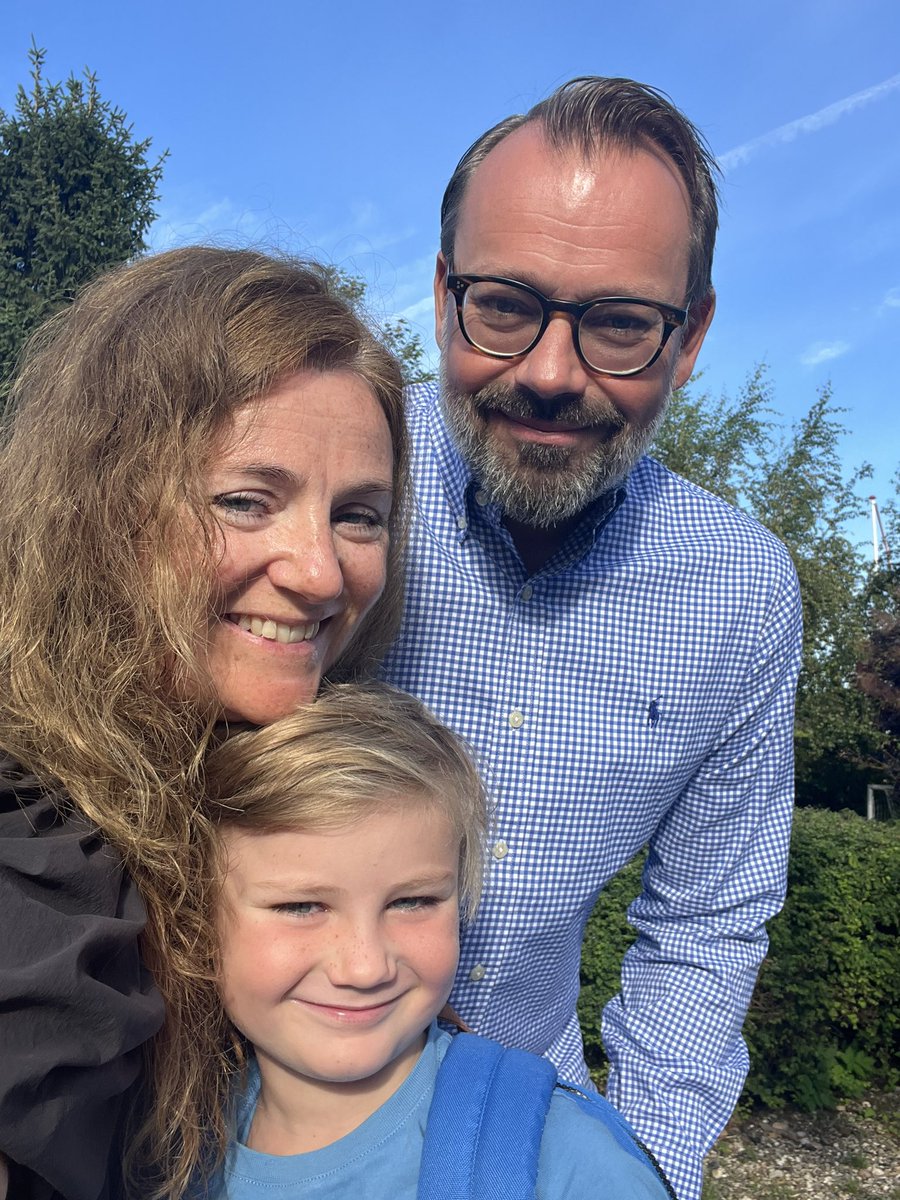 Malasse's tweet photo. Klar, parat, skolestart 🤩📚✏️🩵
Exciting very first day at school for our wonderful little, big Cornelius 🩵 @ChristianAOlsen https://t.co/pWleGsInLb