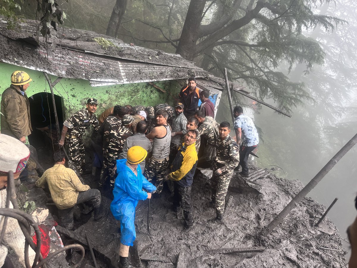SSBMTCSHIMLA's tweet photo. A major landslide in #Phagli near 103 Railway Tunnel, #Shimla is reported by affected civilians to SSB. MTC immediately send the team for rescue and relief work. Rescue work has been completed and many precious life saved. #HimachalPradesh #HimachalPradeshRains #ssbgoodwork https://t.co/Raigvk01Yq
