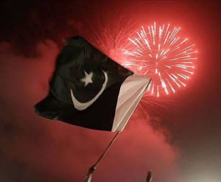 MasroorBukhari's tweet photo. سب سے پہلے پاکستان.
First of all Pakistan, our Pakistan, neither old nor new, our original Pakistan, liberated with hard sacrifices on this day, 14th August 1947. 
#Pakistan #PakistanZindabad 
#PakistanIndependenceDay 
Let's stand together for peace and prosperity of this beautiful country with empathy, sincerity and sacrifice. May God bless Pakistan. 
Happy independence Day to all our Pakistani brothers and sisters from me, Masumeh, and all of us in the US, non-resident Pakistanis and Pakistan's American friends.
@Magnetodawn @CynthiaDRitchie 
Peace and best wishes 🕊️🙏🇵🇰🇺🇲