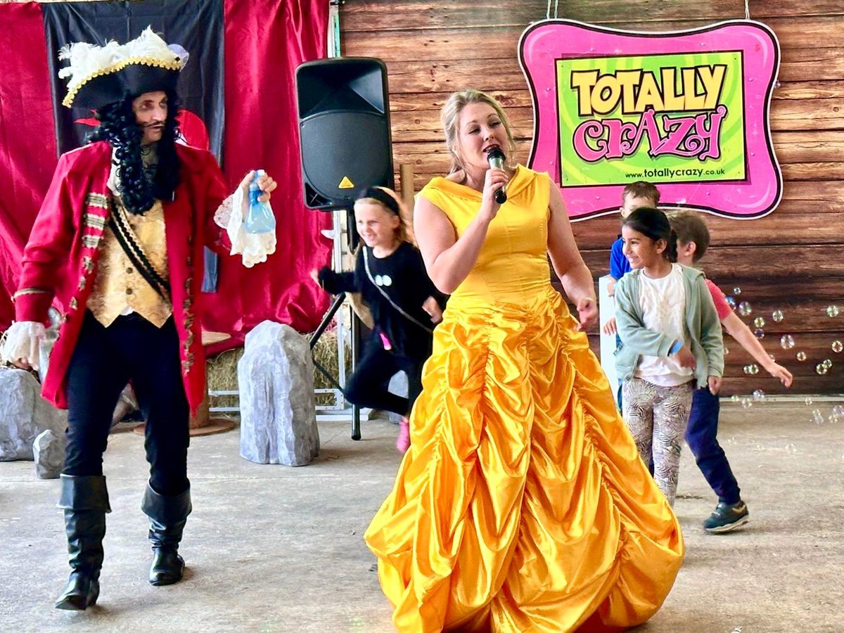 What an amazing character day we had here on Saturday! Thanks to Belle, played by our very own Sam, who was a delight and sung her heart out! 🥰 Captain Hook was as cheeky as ever, and not as scary as we had feared. 😆 We hope you had a great time if you came along!