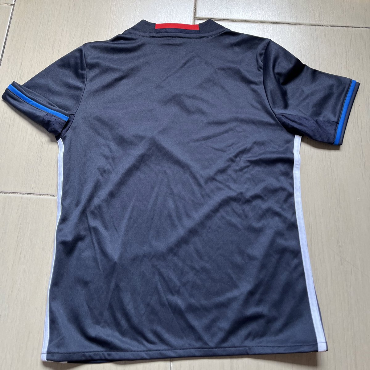ConceptFoo404's tweet photo. - Jual jersey Japan FC anak - anak (Home 2016)

- Merek: adidas
- Sisa stok: 1
- Kondisi: Bekas
- Ukuran: Tinggi badan 140cm
- Jersey anak - anak original
- Dm untuk harga dan ukuran

#jerseybolaanakanak
#jerseyjapan
#jualjerseybolaanakanak
#jerseyoriginal https://t.co/MWJFAf7fwe