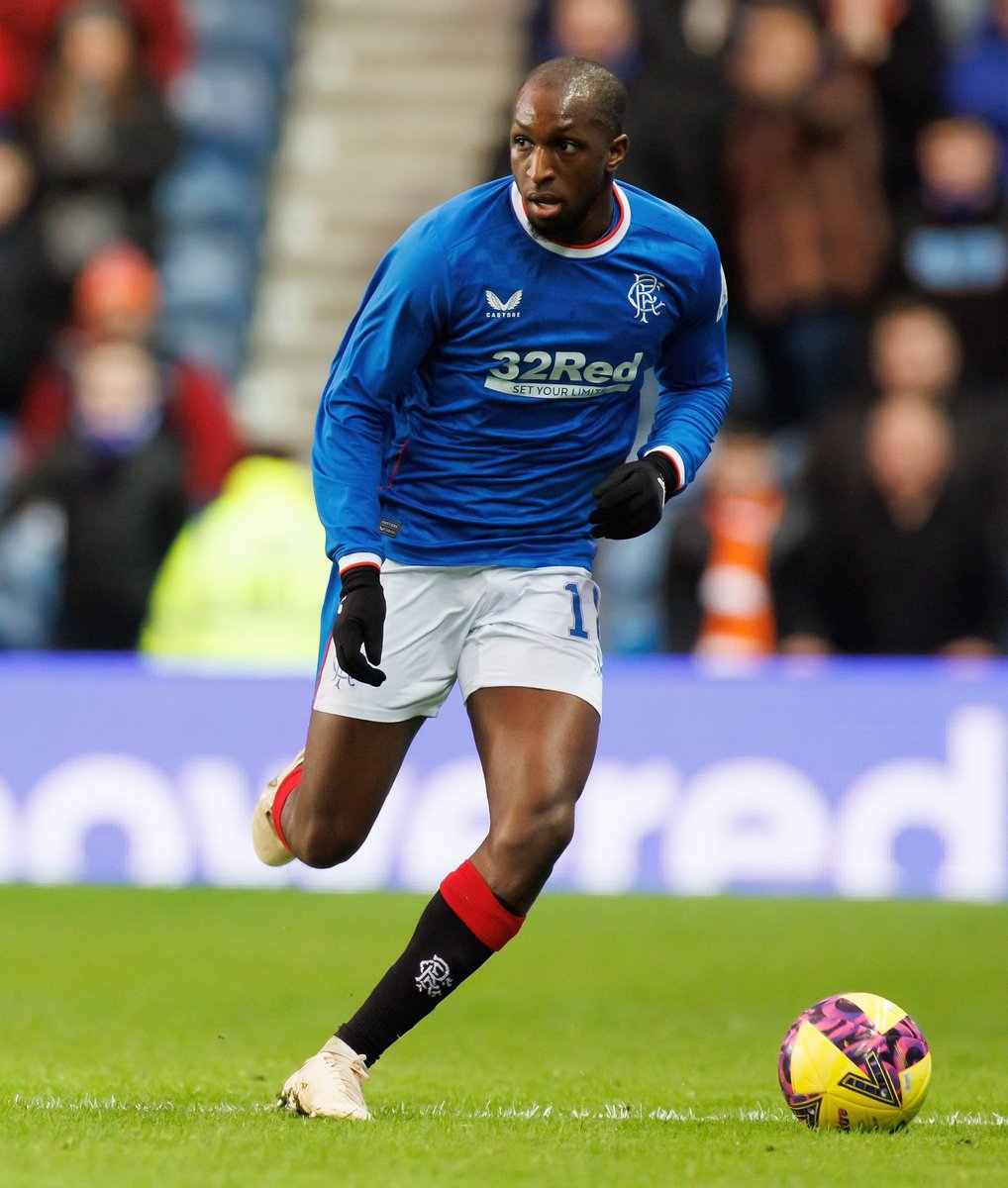 JimmyMcCann73's tweet photo. Leeds United are in advanced talks with Rangers midfielder Glen Kamara. 

Hearing this one is very close, Leeds want the deal done before Friday’s game against West Brom.

#LUFC https://t.co/0wNEibYE5U