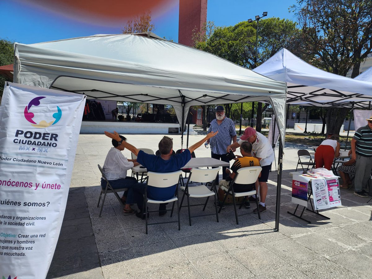 PC_NL_'s tweet photo. Seguimos recibiendo con gusto en los módulos de apoyo a ciudadanos que desean registrarse en el Frente Amplio por México y ser parte de la historia de éxito que estamos escribiendo.
@PodermxXmx 
@ComiteFAM 
@FCN_mx 
@SocCivilMx 
@redesunidosmx https://t.co/uY2BEfKnUM