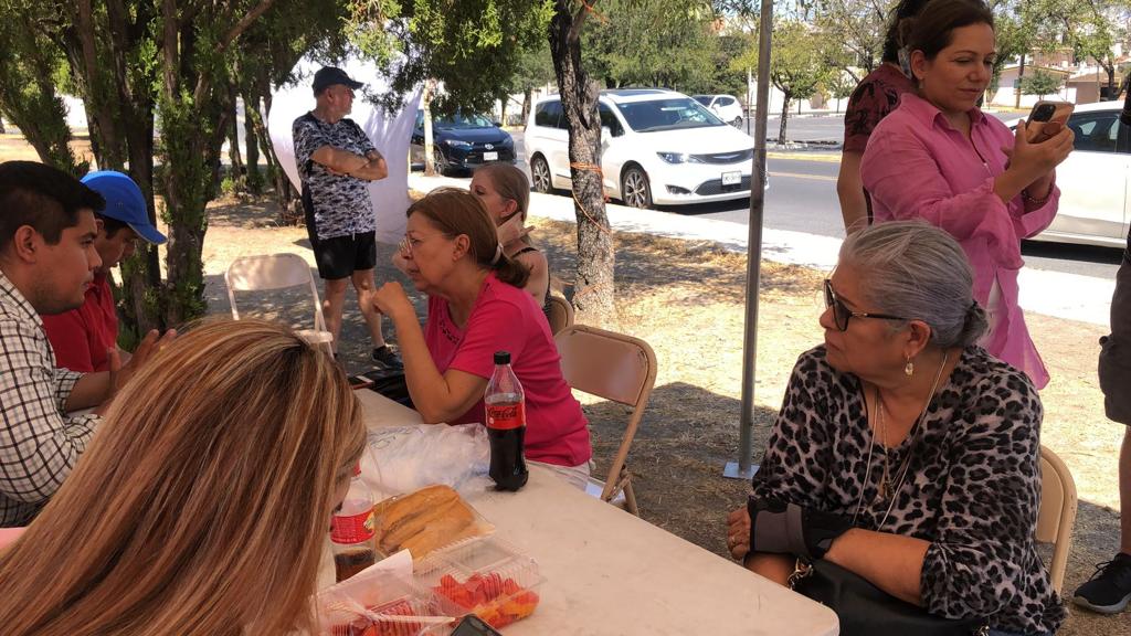PC_NL_'s tweet photo. Seguimos recibiendo con gusto en los módulos de apoyo a ciudadanos que desean registrarse en el Frente Amplio por México y ser parte de la historia de éxito que estamos escribiendo.
@PodermxXmx 
@ComiteFAM 
@FCN_mx 
@SocCivilMx 
@redesunidosmx https://t.co/uY2BEfKnUM