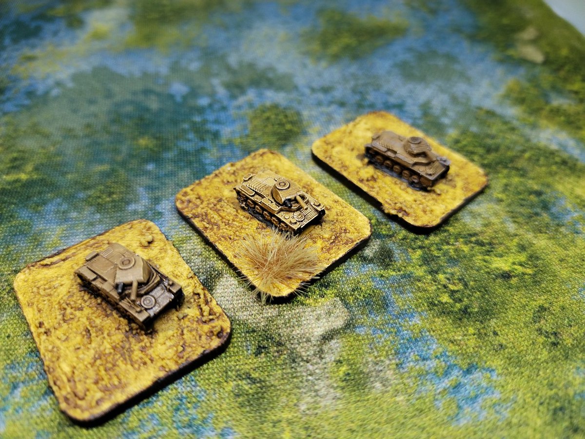 PotanCZ's tweet photo. 2 Platoons of 6mm #panzer II from #ButlerPrintedModels, company that supplies #3Dprinted wargames models for wargames from ancient to #WW2 to modern in scales from 6mm to 28mm.
 #historicalwargame #paintingminiatures #paintingminiature #boltactionminiatures #boltactiongame  #ww2 https://t.co/xXKX2mb6zy