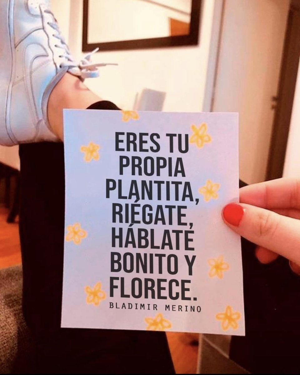 “You are you’re own little plant 🪴, water 💦 yourself, talk 💭 to yourself nicely and flourish 🌸”—Bladimir Merino 

Buenos días ☀️ ☕️ 

#HappyMonday 

#mindsetmastery #mindsetforsuccess #mindsetgrowth #mindsetmatters