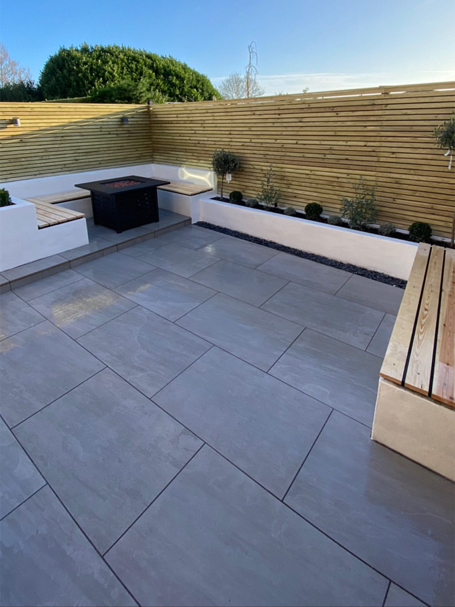 RoyaleStones's tweet photo. Elevate your space with Kandla Grey Porcelain by Royale Stones. Indoors or outdoors, timeless elegance awaits. Discover more at https://t.co/jY2tIqHhV4

#RoyaleStones #KandlaGreyPorcelain #UKHomeDecor #Porcelain https://t.co/QxX8YCTFNb