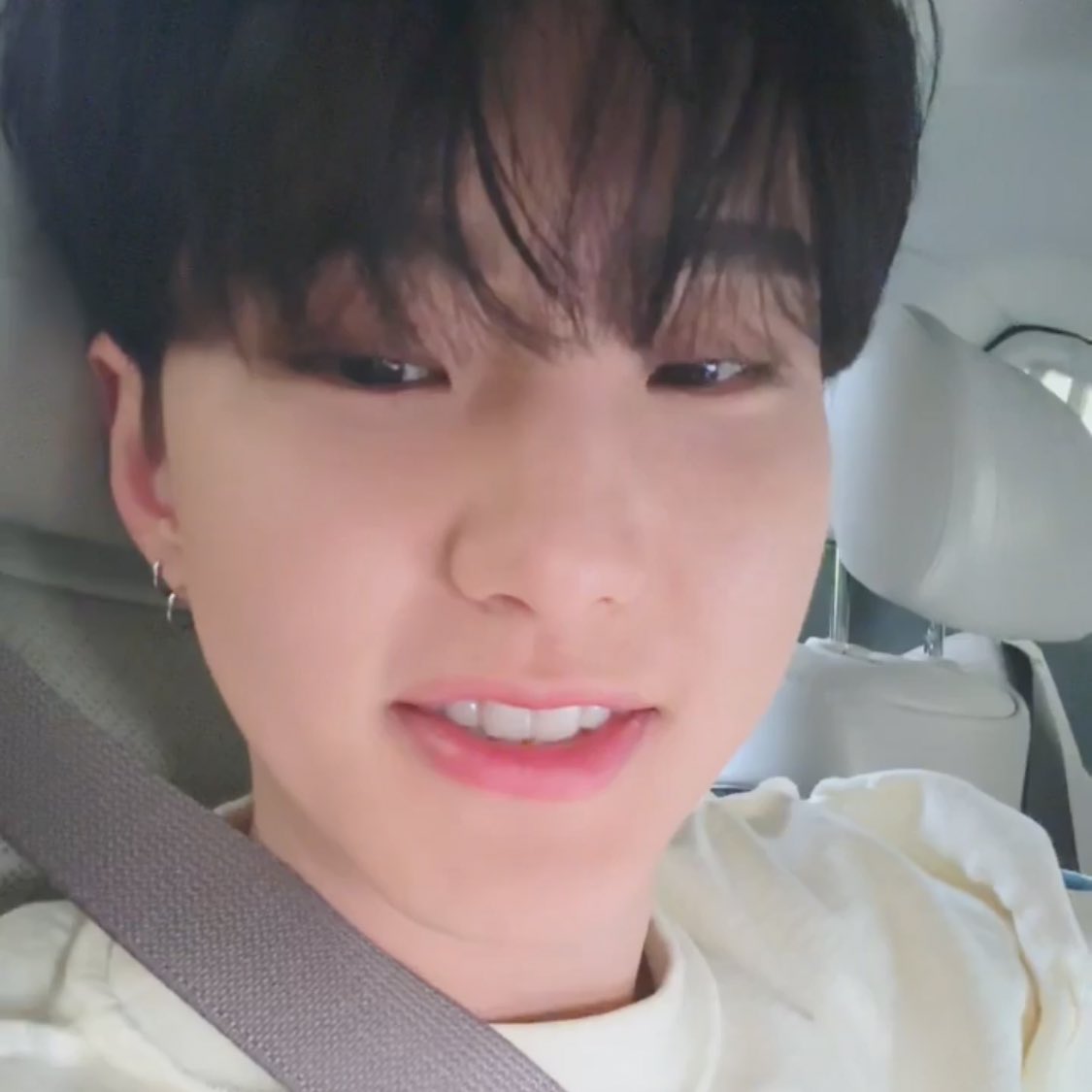 hoshbday's tweet photo. 오늘 라이브 너무 귀여워 🥹🥹🩷 https://t.co/KrwKE2ev1A