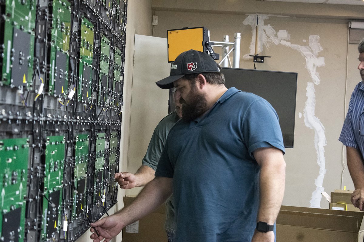 ElectrosonicSA's tweet image. Indoor LED Display wall installation at Electrosonic SA - QSTECH H31 series.
#indoorleddisplay #indoorledscreen #ledwallsetup #ledwall