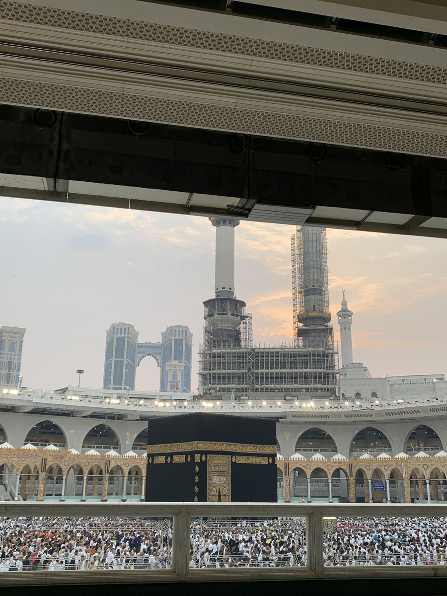 ashmintt's tweet photo. makkah❤️ https://t.co/dim1KrJDdK