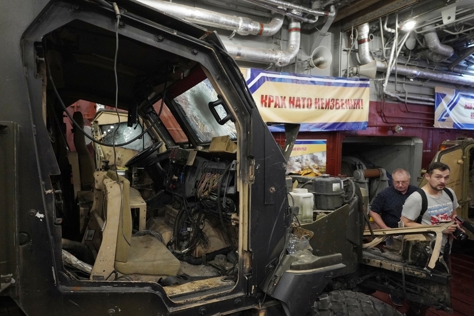 Mark Krutov tweet media