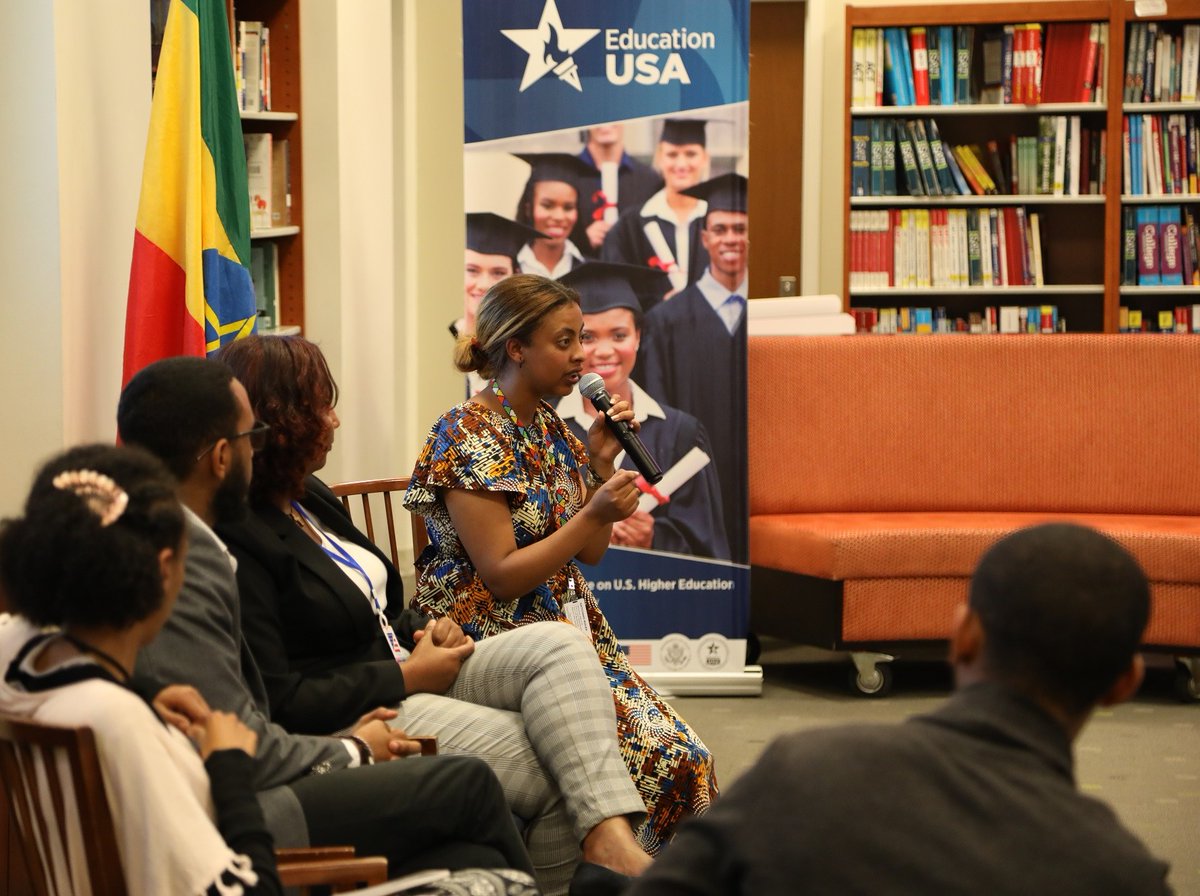 Young people play a significant role in driving positive climate action. In commemoration of #InternationalYouthDay,  the Satchmo American Center hosted a panel discussion with young climate activists on practices, policies, and frameworks to support movements on climate change