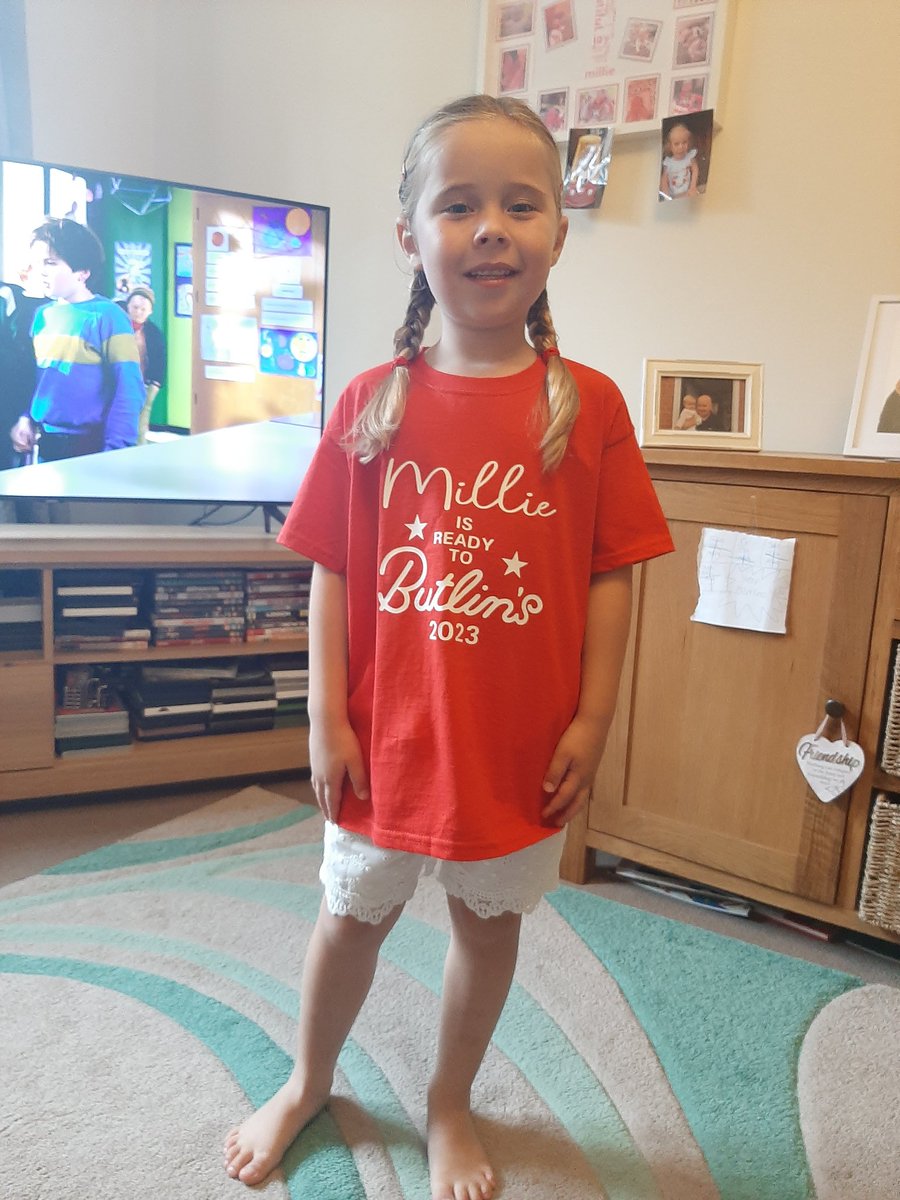 Kerry90325587's tweet photo. Ready for holiday number 2 x https://t.co/yRNICj99IV