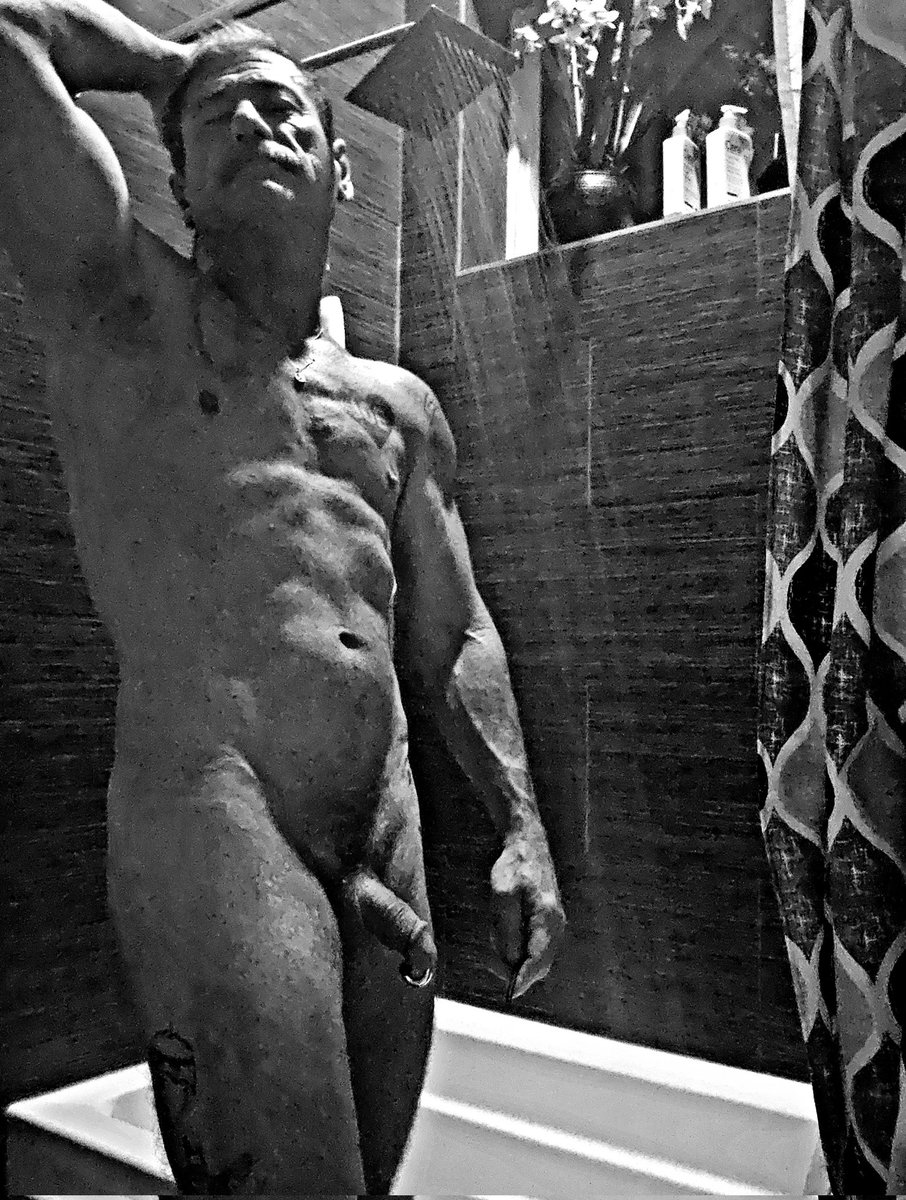 Starting another week. 5am clients for this #gaytrainer. Short week though coz headed to <a href="/WipBurn/">WipBurn</a> in #gayOKC for the weekend! #DILF #gay justfor.fans/michaelreidxxx