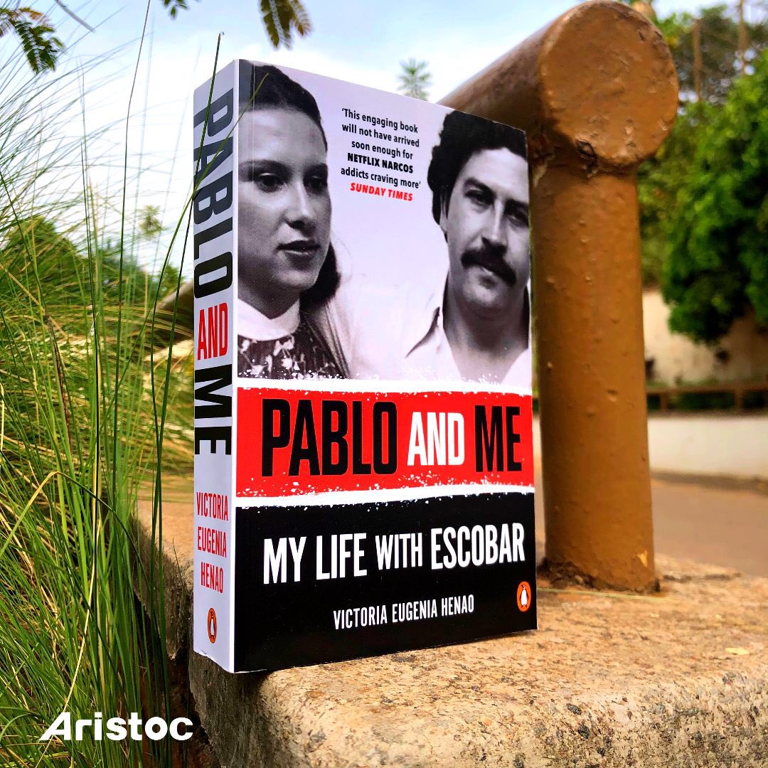 aristoc_booklex's tweet photo. Curious about the untold stories behind the headlines? Ever wondered what life was like beside one of history's most notorious figures? Step into a world of mystery and intrigue with "Pablo and Me: My Life with Escobar" by Victoria Eugenia Henao. 🌟 🕵️♂️💔
#PabloAndMe https://t.co/rT9S90yltK