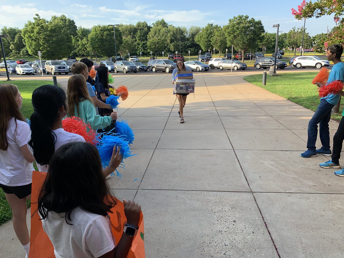 Rachel Carson Middle School tweet media