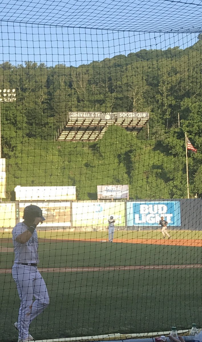 Not Mr. Moon tweet media