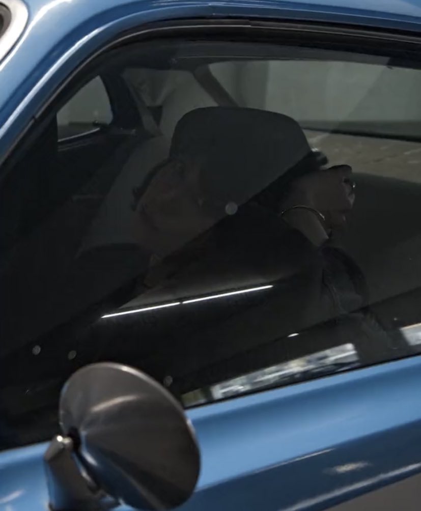 joonypear's tweet image. compulsory tweet