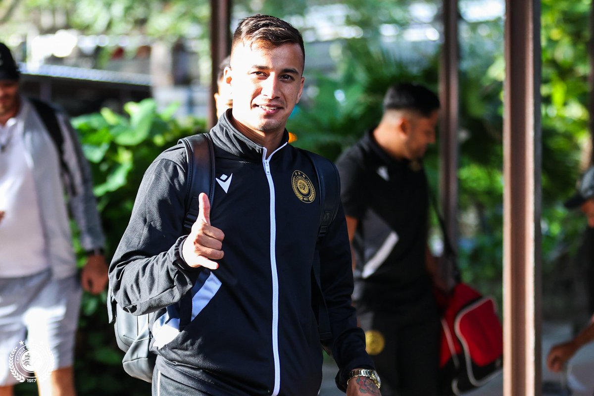 Diriangen_FC's tweet photo. 🏹 ¡𝗟𝗹𝗲𝗴𝗮𝗺𝗼𝘀 𝗮 𝗘�� 𝗦𝗮𝗹𝘃𝗮𝗱𝗼𝗿! 🛬

#UnSoloImperio #VamosCaciques https://t.co/T3hU0w0zQa