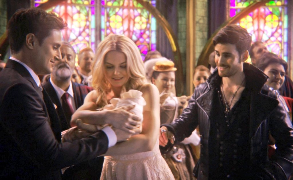 EnchantedSwans's tweet photo. Family 💗

#onceuponatime #ouats7 #hopeswanjones https://t.co/qyZxfbv10c
