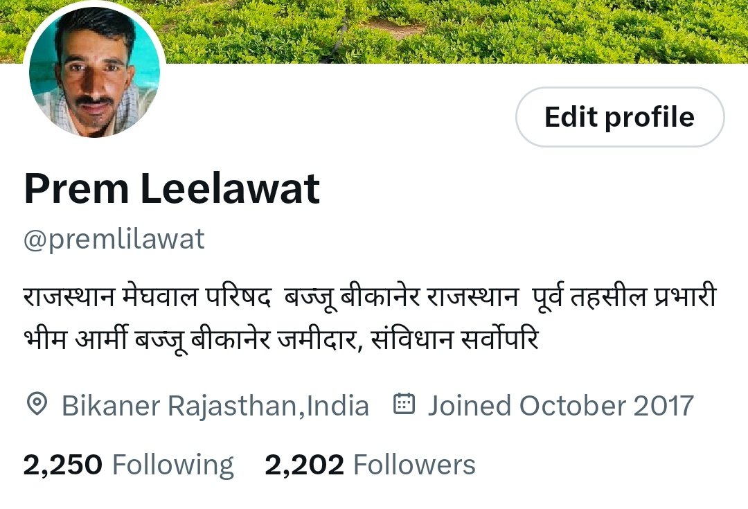 PRMeghwal875's tweet photo. 2200 फॉलोअर पूरे होने पर ढेर सारी शुभकामनाएं
@Ghan_yadav1982 @Madhusmita__7 @RajputMalika https://t.co/gk6XCBEUyX