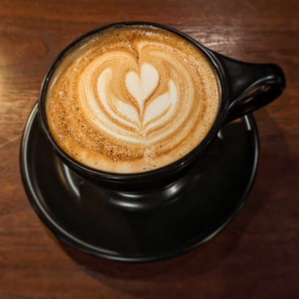 ⭐️ Brewing up some Monday motivation, one cappuccino at a time! ☕️✨

#greenpostcafe #lincolnsquare #monday #mondaymotivation #coffee #coffeetime #latteart #lattelove #coffeelover #coffeelovers #cappuccino